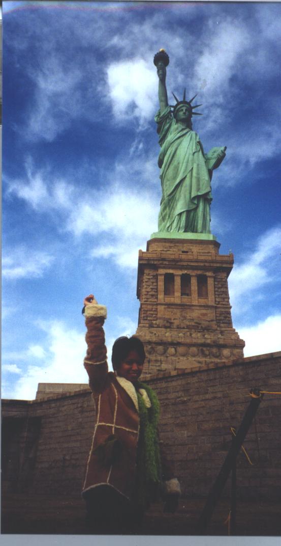 leahatthestatueofliberty2.jpg