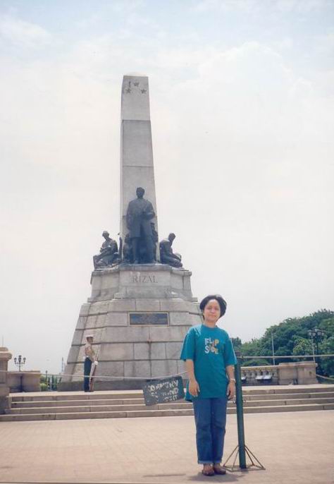 rizalpark.jpg